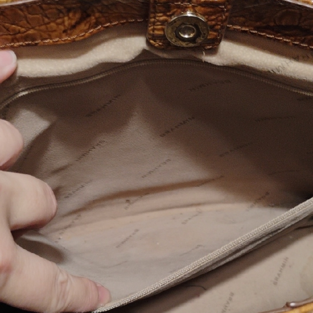 SALE! Auth Brahmin Melbourne Athena Pecan Crocodile Embossed Tote W Attached Bag - Picture 10 of 15